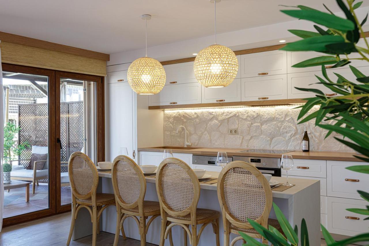 Villa Seashell -Wonderful Newly Renovated Villa On The Beach Galatas  Luaran gambar