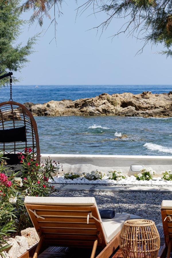 Villa Seashell -Wonderful Newly Renovated Villa On The Beach Galatas  Luaran gambar