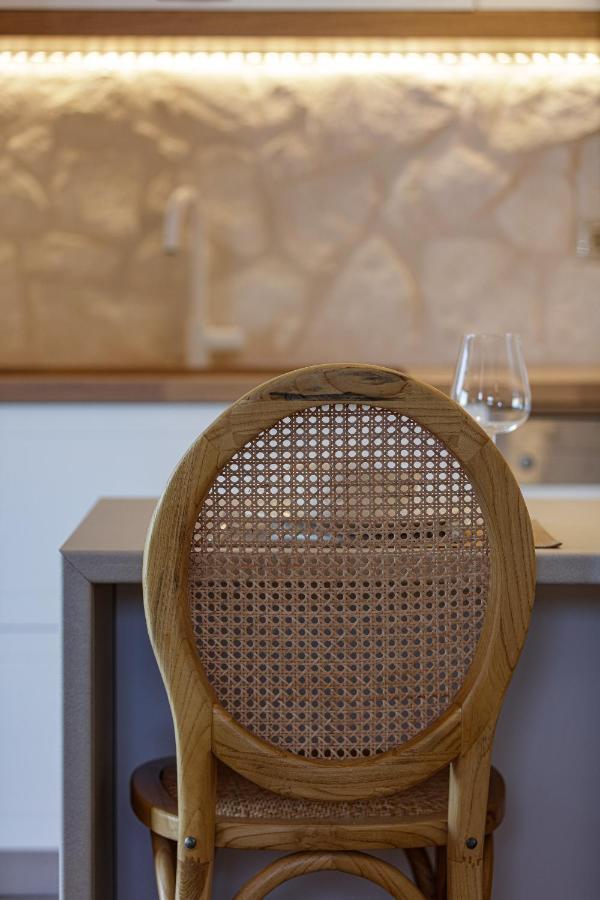 Villa Seashell -Wonderful Newly Renovated Villa On The Beach Galatas  Luaran gambar
