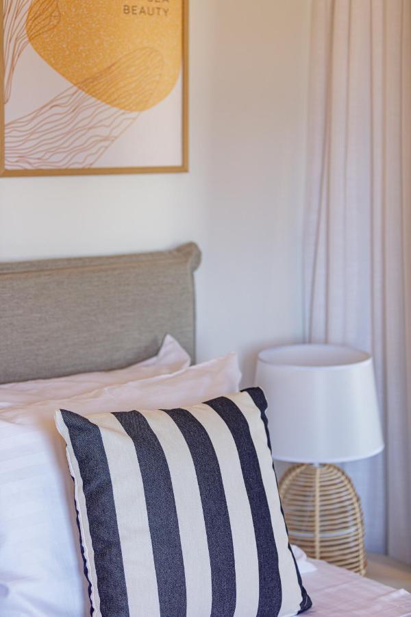 Villa Seashell -Wonderful Newly Renovated Villa On The Beach Galatas  Luaran gambar