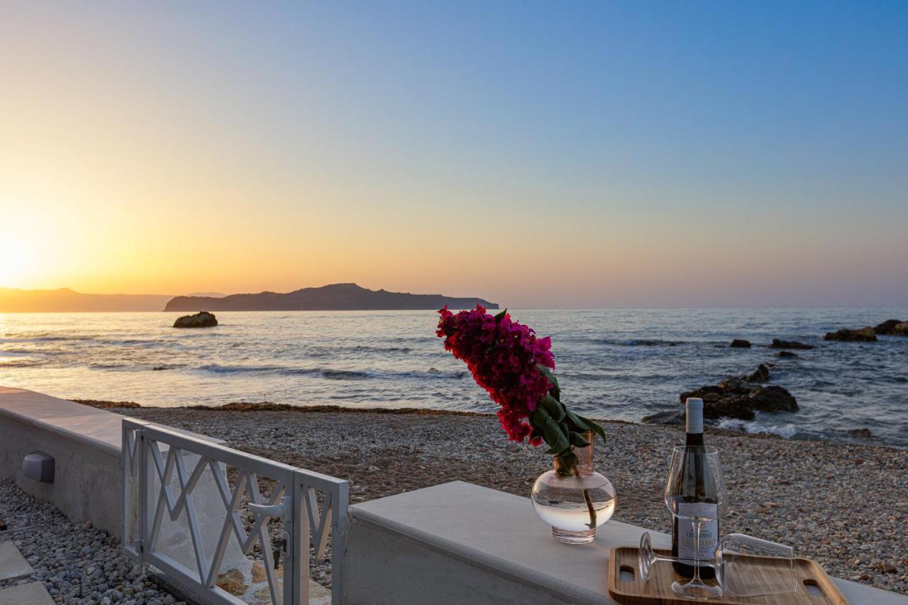 Villa Seashell -Wonderful Newly Renovated Villa On The Beach Galatas  Luaran gambar