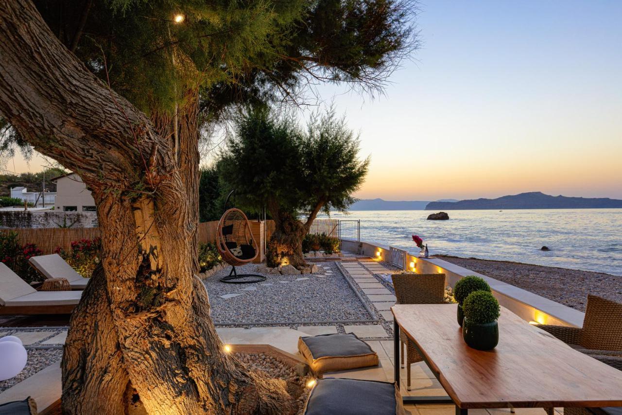 Villa Seashell -Wonderful Newly Renovated Villa On The Beach Galatas  Luaran gambar